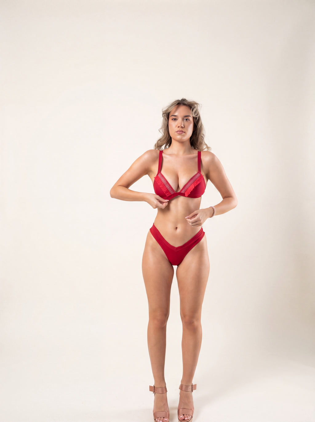 BIKINI India Top