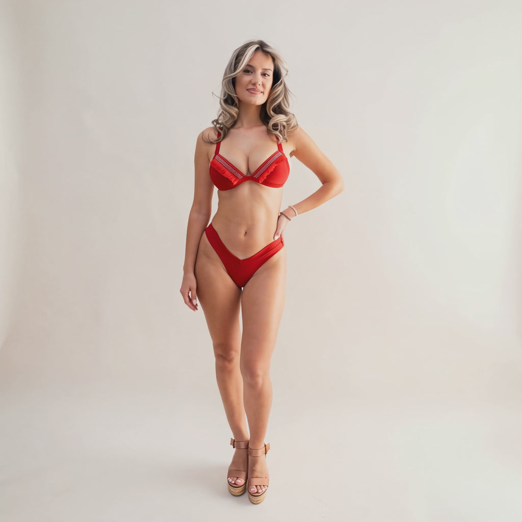 BIKINI India Top